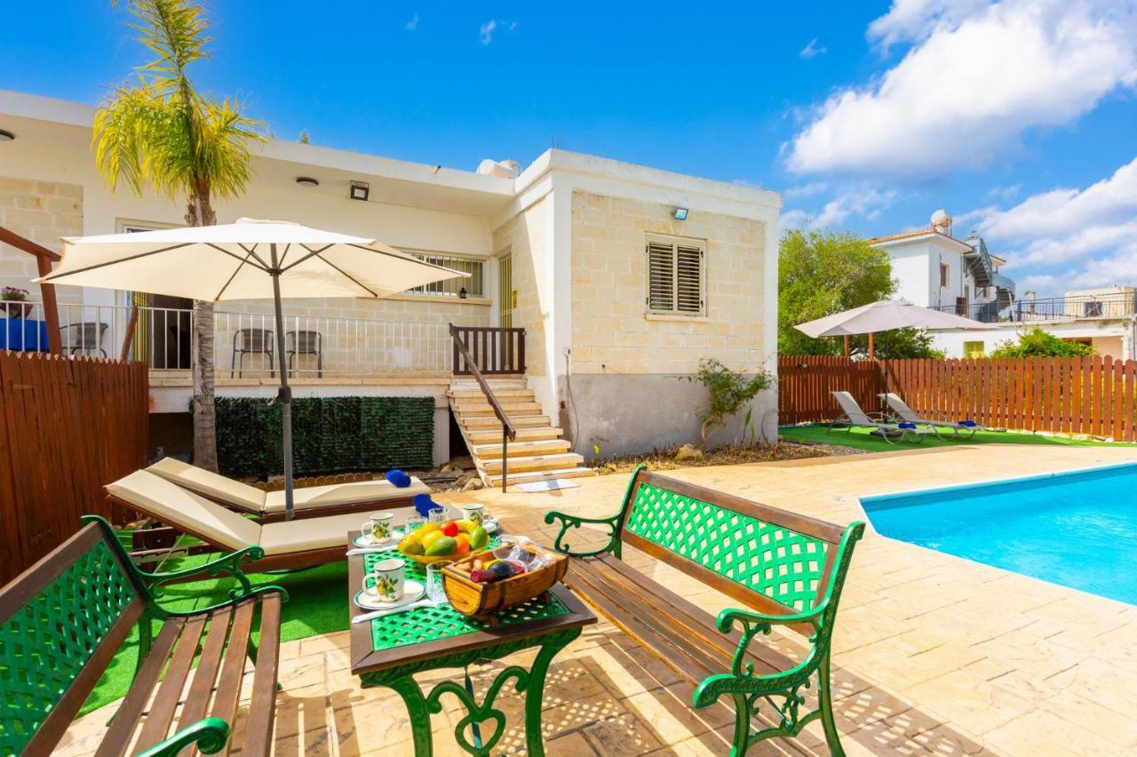 Villa Yiangos Neo Chorio Esterno foto