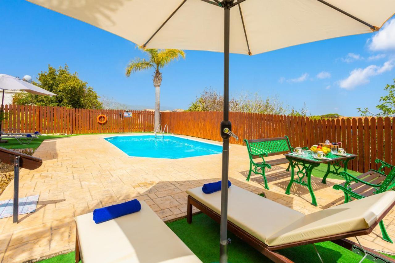 Villa Yiangos Neo Chorio Esterno foto