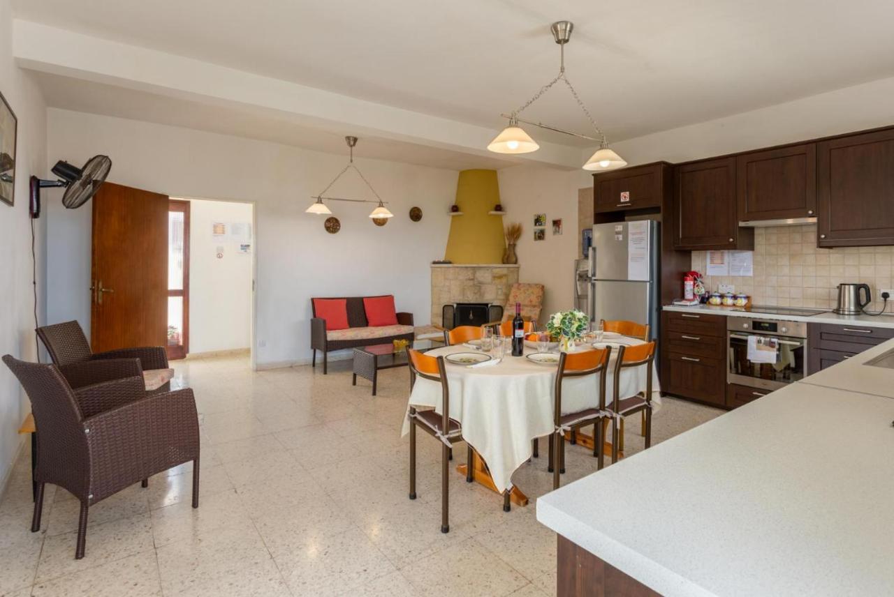 Villa Yiangos Neo Chorio Esterno foto